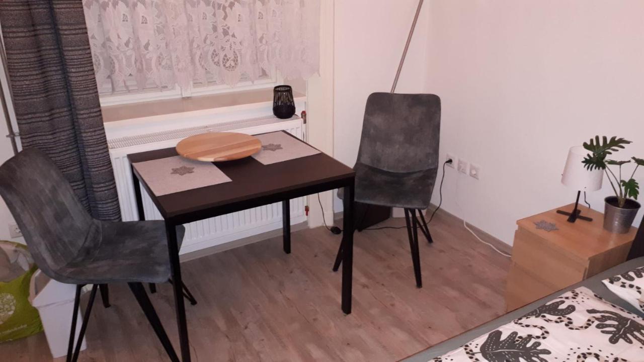 Garibaldik Apartman Budapeszt Zewnętrze zdjęcie